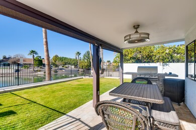 2434 S Lo-003-028-Patio-MLS_Size