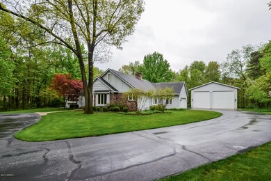 005-Front_View-1703550-medium
