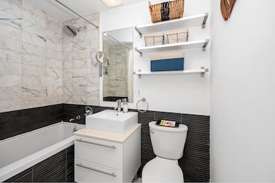 100 Maspeth Ave unit 4L, Brooklyn, NY 11211 - photo 6