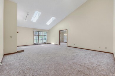 9520 Fireside Ct, Fort Wayne, IN 46804 - photo 3