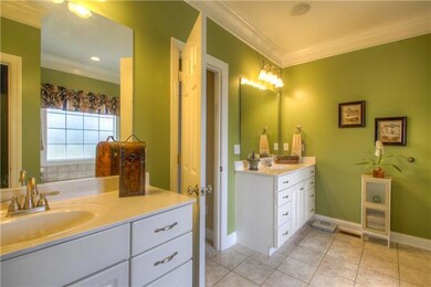 Separate/Dual Vanities Master Bath