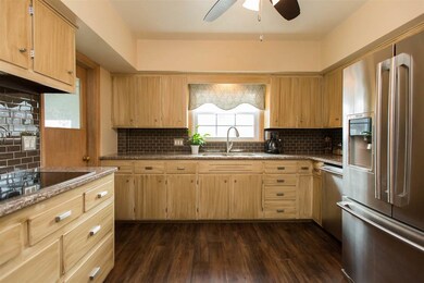 2022 Grand Blvd, Cedar Falls, IA 50613 - photo 5