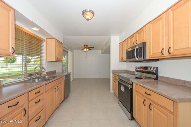 Kitchen-Breakfast Room