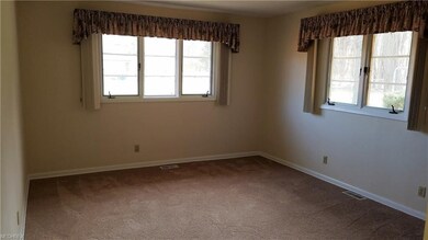 9607 Lindbergh Blvd, Olmsted Falls, OH 44138 - photo 7