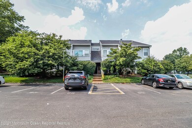 4 Hackamore Ct, Tinton Falls, NJ 07753 - photo 2