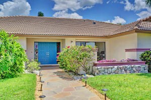 22258 Waterside Dr, Boca Raton, FL 33428 - photo 2