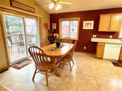 1905 3rd Ave NE, Menomonie, WI 54751 - photo 5