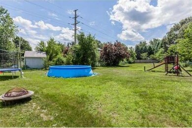 18 Royal Ln, Agawam, MA 01001 - photo 5