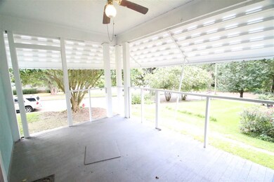 823 Riverview Dr, Jackson, MS 39202 - photo 3