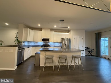 406 Blue Welsh St, Malvern, PA 19355 - photo 3