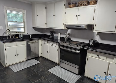 2222 Matthews St SE, Huntsville, AL 35801 - photo 6