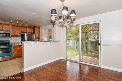 8659 Bent Arrow Ct, Springfield, VA 22153 - photo 5