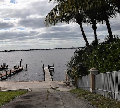 1365 NE Waveland Ave, Jensen Beach, FL 34957 - photo 5