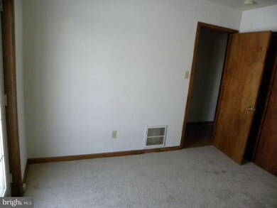 430 Martina Dr, Chambersburg, PA 17201 - photo 6