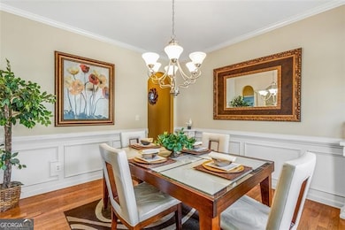 Feel comfortable as you host guests or family in t