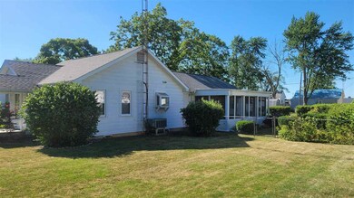 1010 W Race St unit Portland, Portland, IN 47371 - photo 3