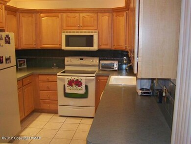 H 593 Bumble Bee Way, Tobyhanna, PA 18466 - photo 4