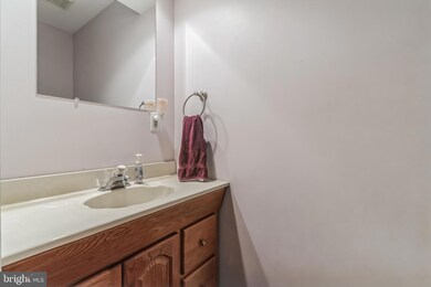 7107 Saint Lauren Ct, Curtis Bay, MD 21226 - photo 6