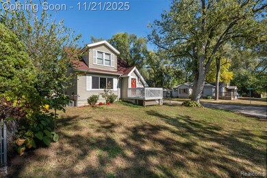 4400 Louella Dr, Waterford, MI 48329 - photo 4