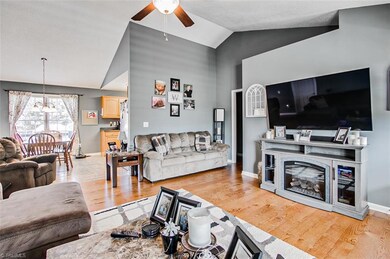 2008 Grantville Ln, Asheboro, NC 27205 - photo 6