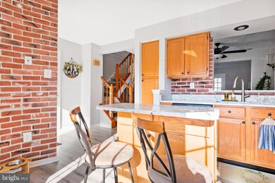 29 Sky Blue Ct, Germantown, MD 20874 - photo 5