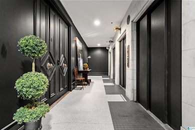 Beautiful original tile, you can only get to this 
