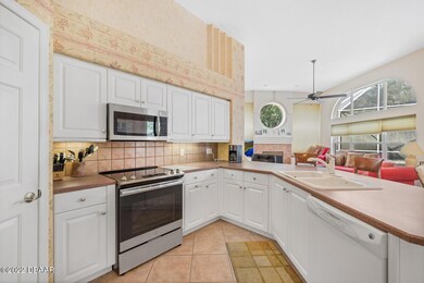 18 Kingsgate Ct - INTERIOR -25
