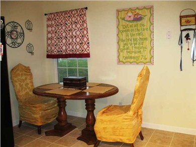 unlisted-address, Louisville, KY 40291 - photo 6