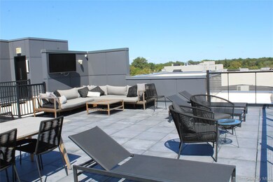 331 E Main St unit 204, Riverhead, NY 11901 - photo 5