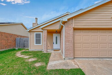 7627 Shaddock Dr, Houston, TX 77041 - photo 3