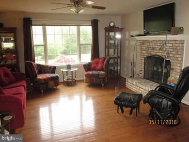 35525 Army Navy Dr, Mechanicsville, MD 20659 - photo 4