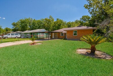 7724 Bretshire Dr, Houston, TX 77016 - photo 3