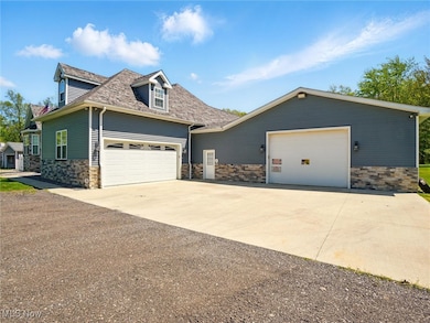 4890 N Myers Rd, Geneva, OH 44041 - photo 2