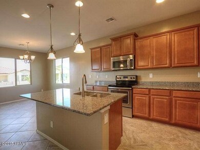 010_Kitchen