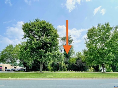 611 Booker St, Charlottesville, VA 22903 - photo 7