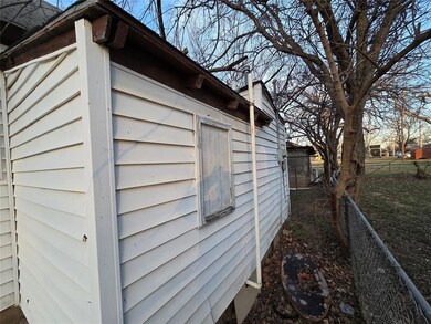 View of side of home