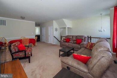 7328 Mockingbird Cir, Glen Burnie, MD 21060 - photo 2