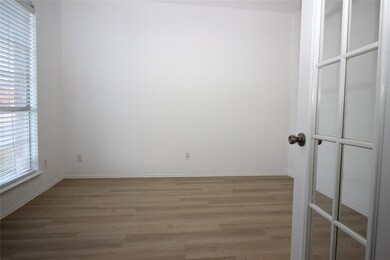 7520 Sunburst Trail, Denton, TX 76210 - photo 7