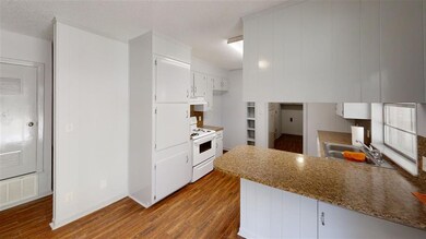 1712 Waverly Dr, Texarkana, TX 75501 - photo 4