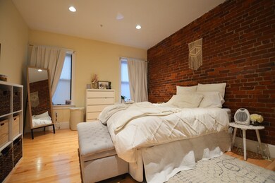 1203 Beacon St unit 2, Brookline, MA 02446 - photo 5