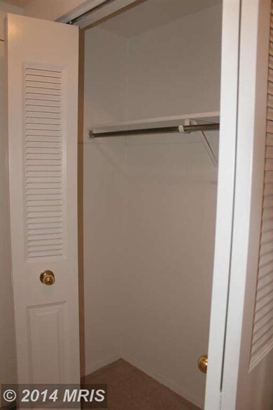 11409 Commonwealth Dr unit T4, Rockville, MD 20852 - photo 2