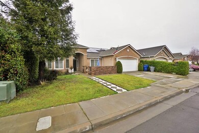 6552 E El Monte Way, Fresno, CA 93727 - photo 2