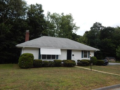 26 Stoneleigh Rd, Worcester, MA 01606 - photo 4