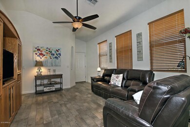 2171 N Iowa St Chandler AZ-large-006-8-E