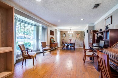 4262 Balboa Dr, Fort Worth, TX 76133 - photo 4