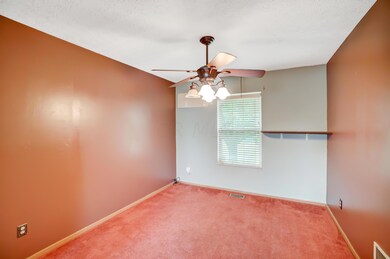 5928 Leafridge Ln, Columbus, OH 43232 - photo 6