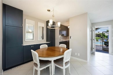 261 Banyan Blvd unit 104, Naples, FL 34102 - photo 4