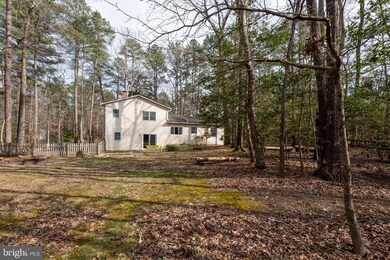 23010 Piney Wood Cir, California, MD 20619 - photo 2