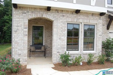 Nice porch and entry way welcomes you in