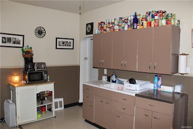 138 6th Ave, North Tonawanda, NY 14120 - photo 5